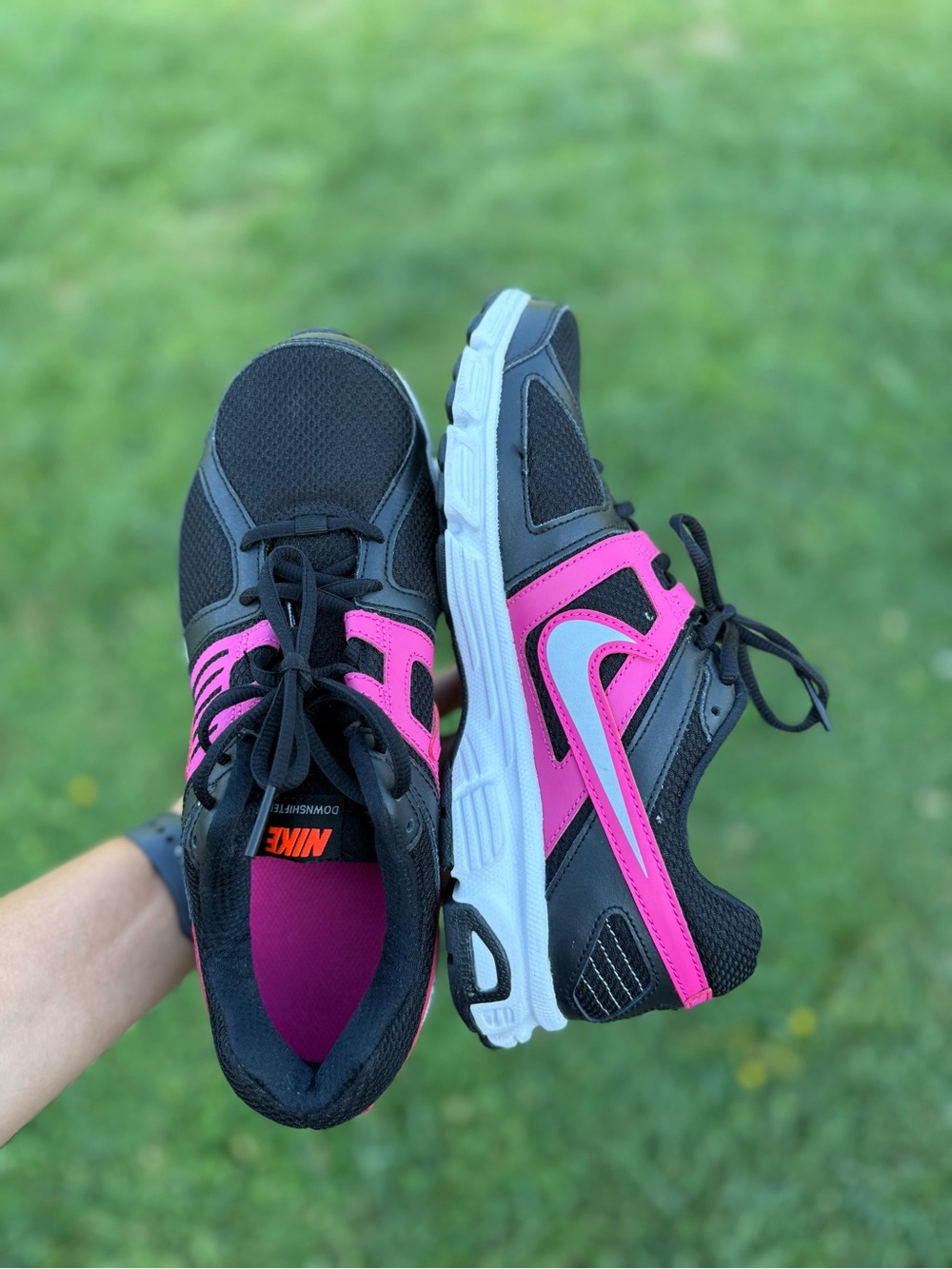 Nike Black and Hot Pink Women's Trainers Downshifter 5